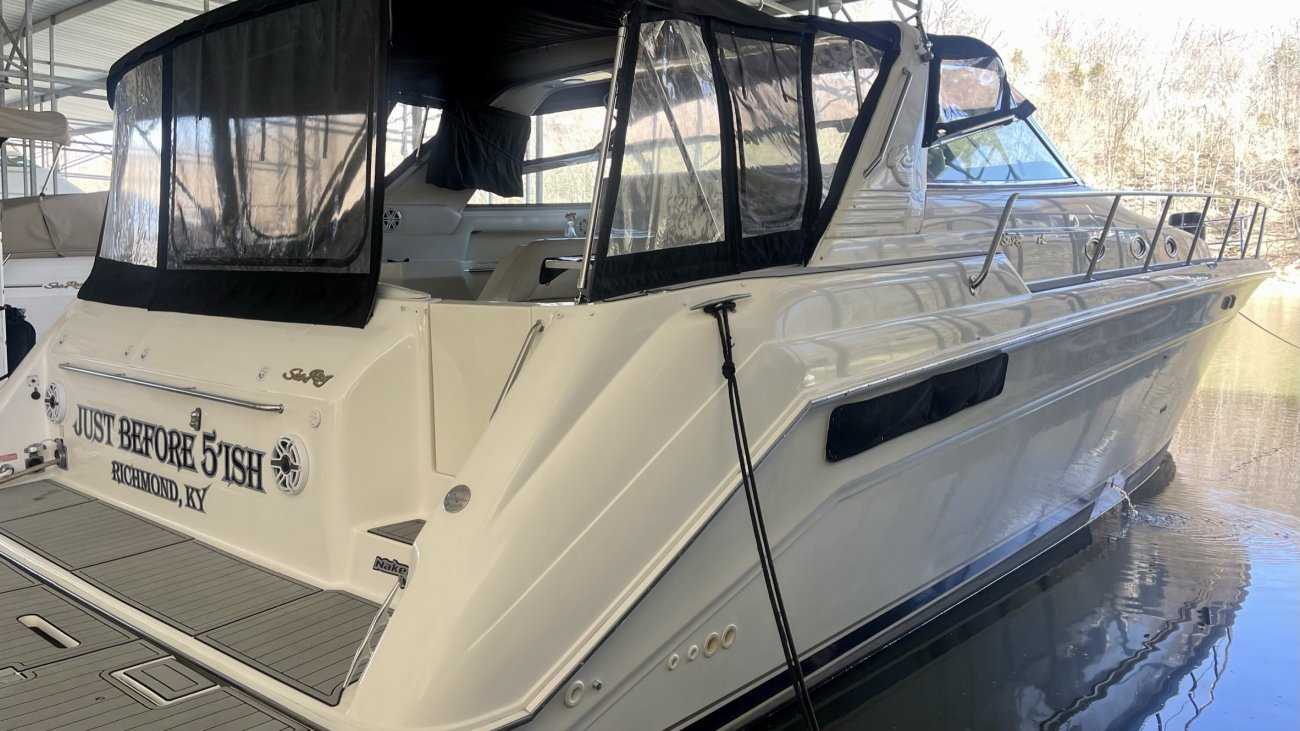 Cruisers are live aboard vessels that come in many configurations.  Most common are express cruisers that have open cockpits. All have the amenities to overnight.