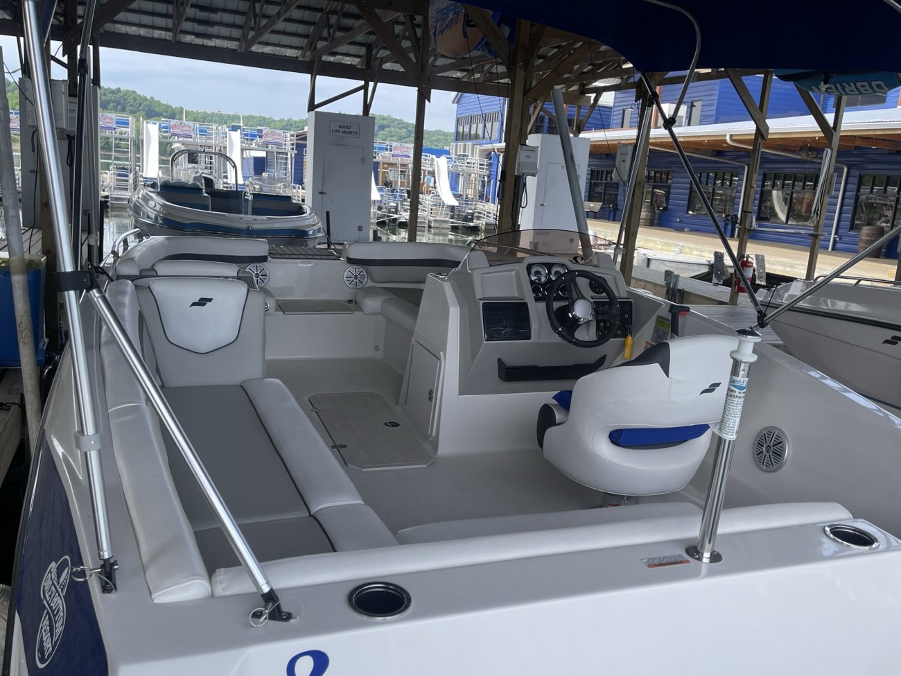 Is your family being pulled in different directions? Whether it's fishing, tubing, skiing or just cruising along enjoying the scenery, there are few forms of recreation that offer families the chance to reconnect like a day spent together on the water.